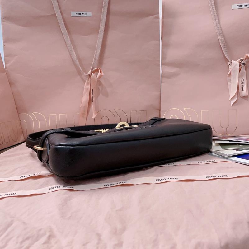 Miu Miu Aventure nappa leather bag Black 5BC182