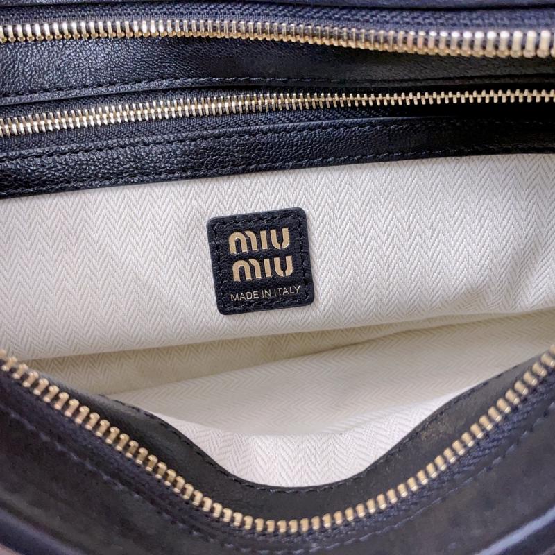 Miu Miu Aventure nappa leather bag Black 5BC182