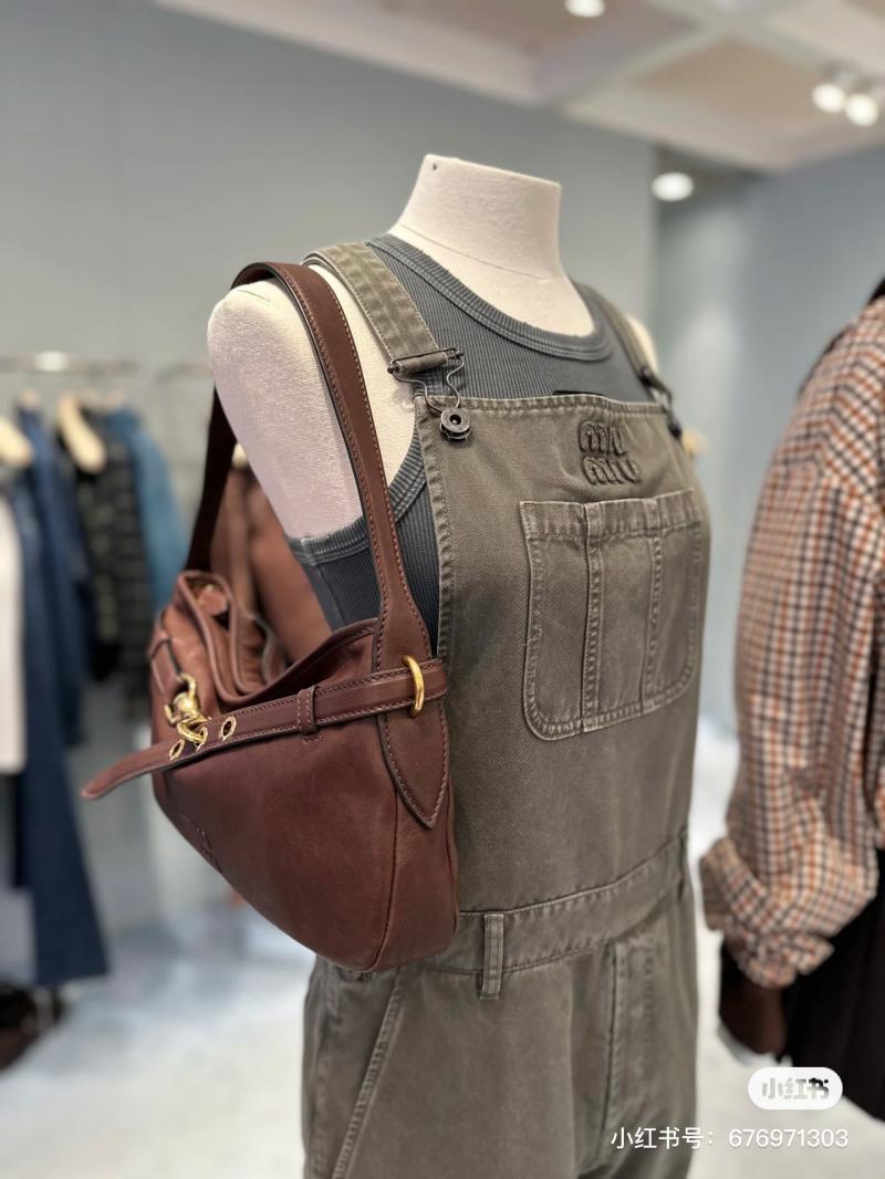 Miu Miu Aventure nappa leather bag Briarwood 5BC181
