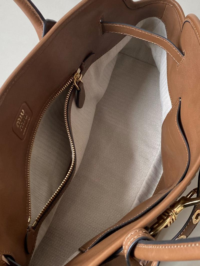 Miu Miu Aventure nappa leather bag Oak 5BG310