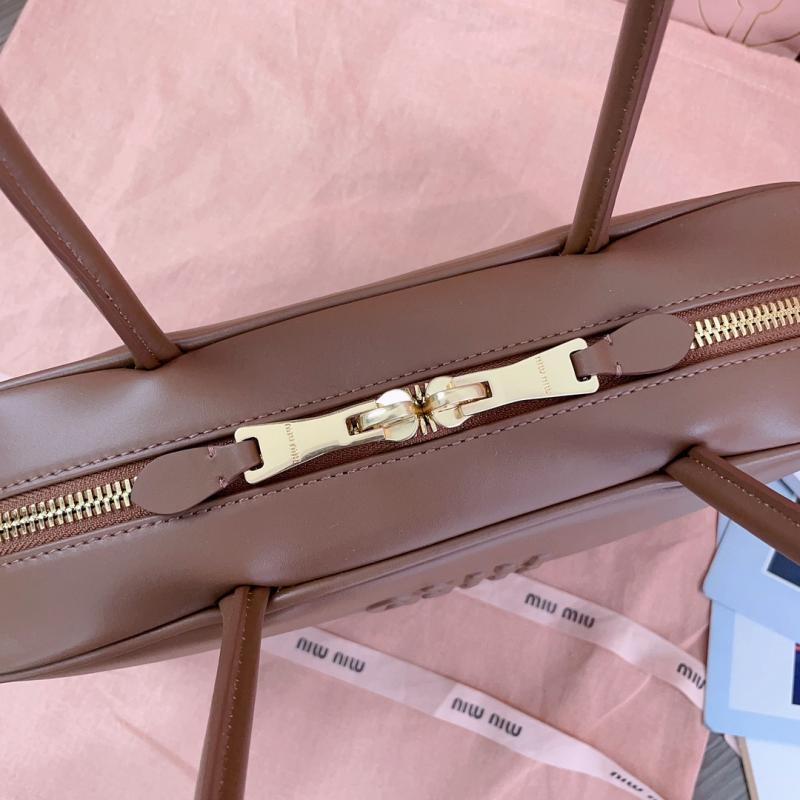 Miu Miu Medium Beau leather Bag Dark Brown 5BB172