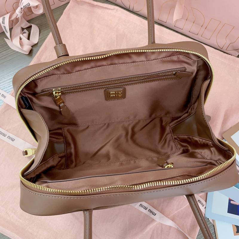 Miu Miu Medium Beau leather Bag Dark Brown 5BB172