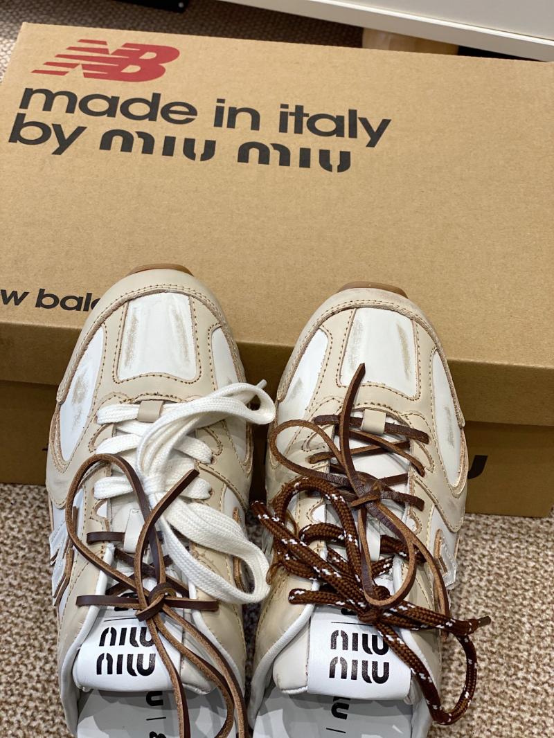 Miu Miu Sneakers SMS32201