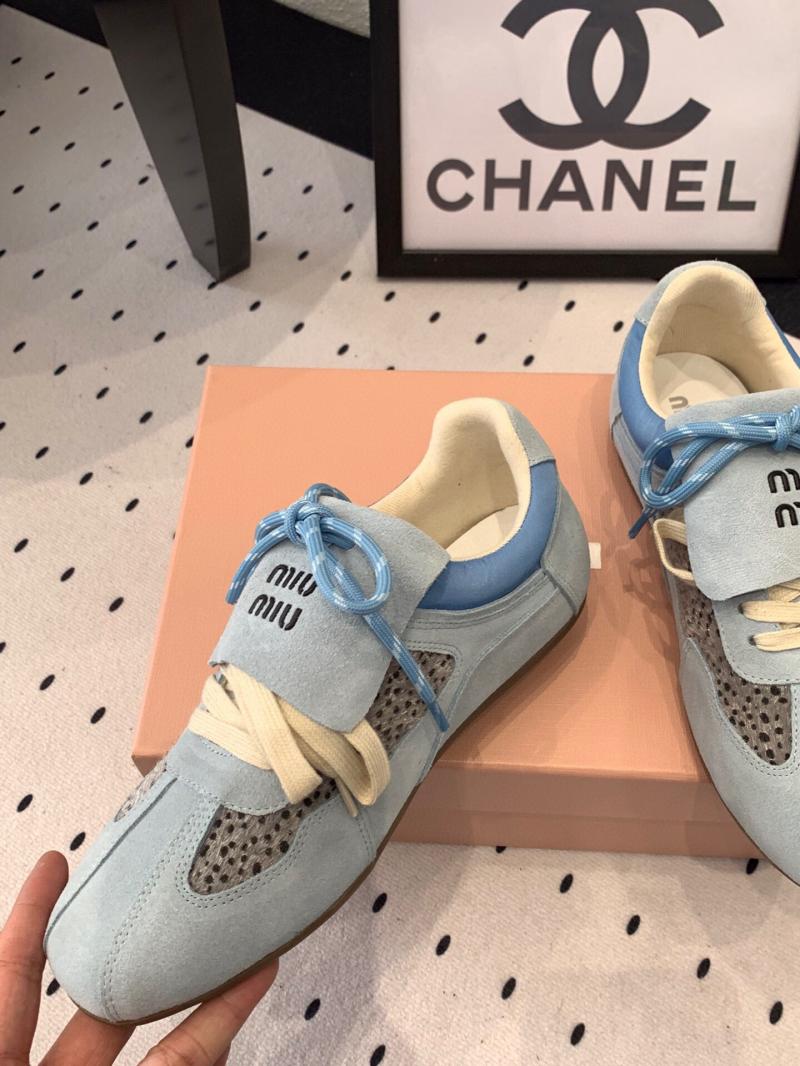 Miu Miu Sneakers SMS32202