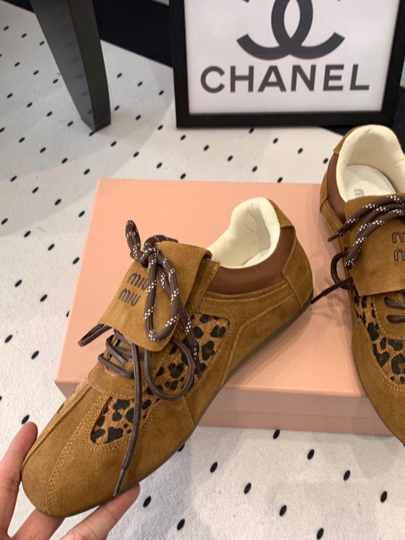 Miu Miu Sneakers SMS32203
