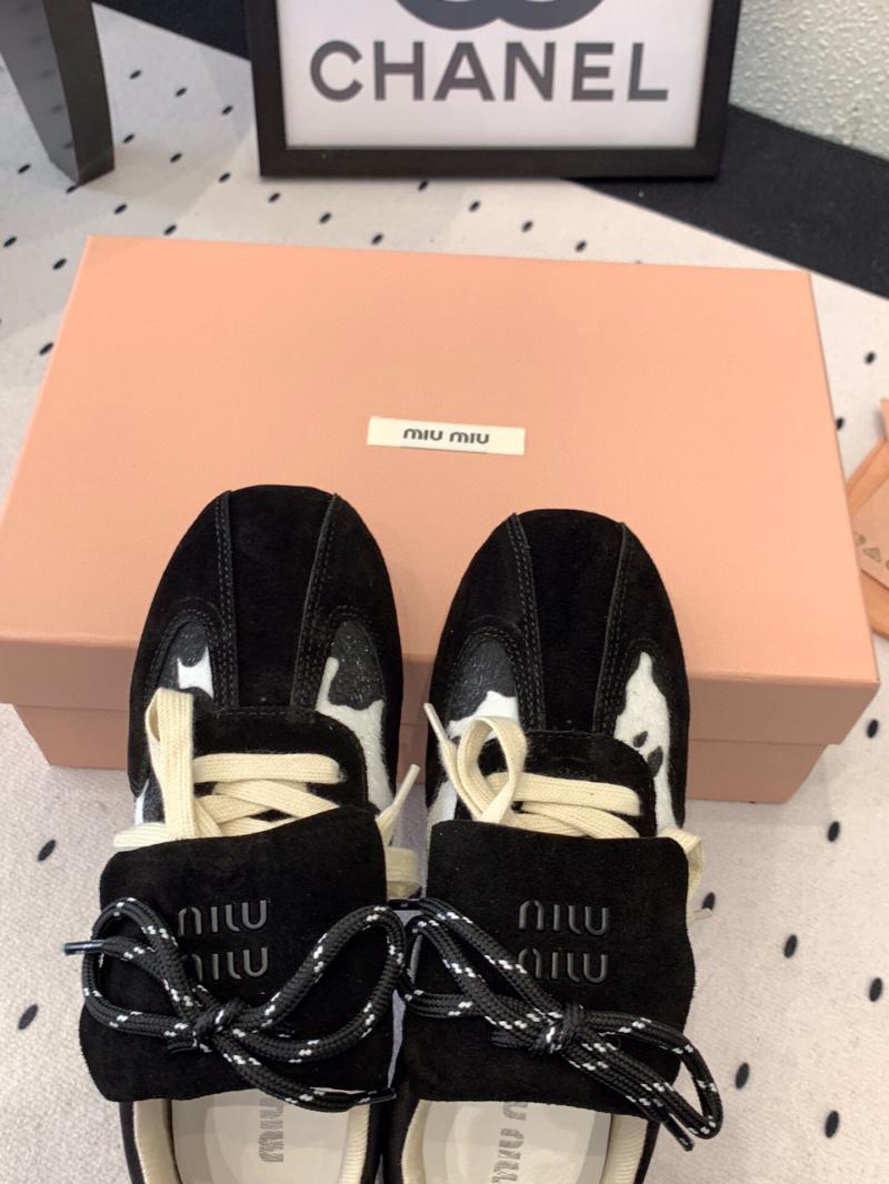 Miu Miu Sneakers SMS32204