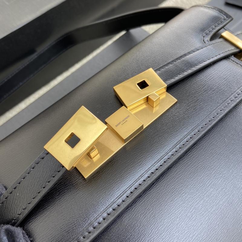 Saint Laurent Manhattan Small Shoulder Bag Black 675626
