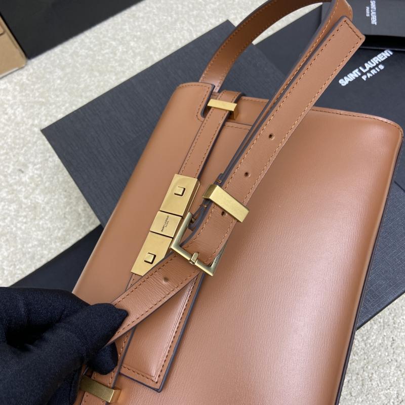 Saint Laurent Manhattan Small Shoulder Bag Camel 675626