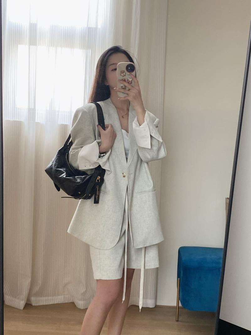 Small D-Journey Bag in Crinkled Calfskin M2416