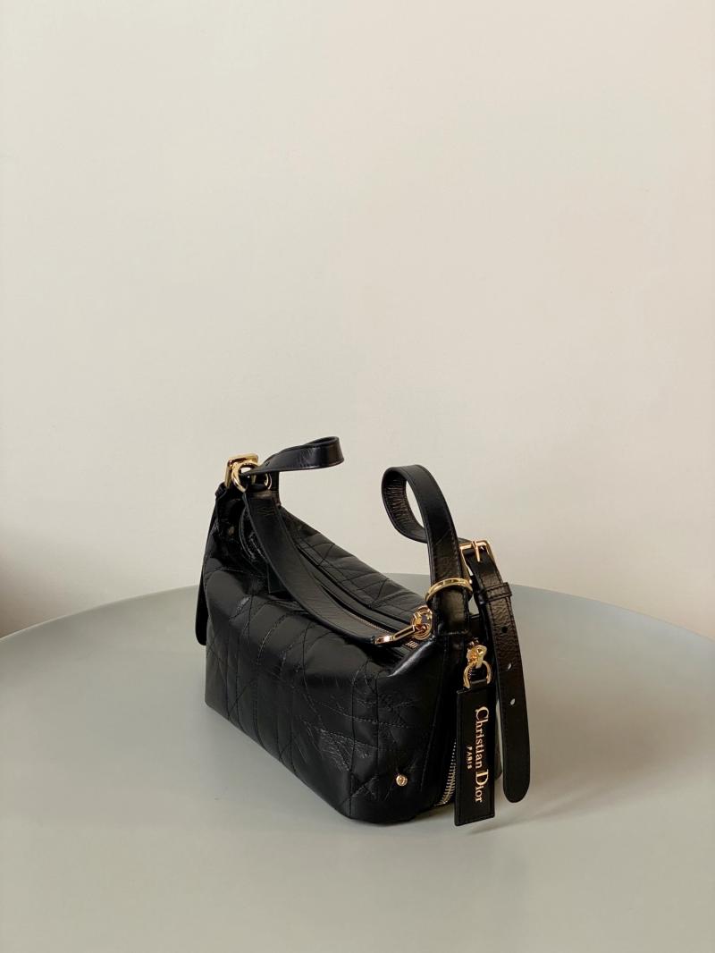 Small D-Journey Bag in Crinkled Calfskin M2416