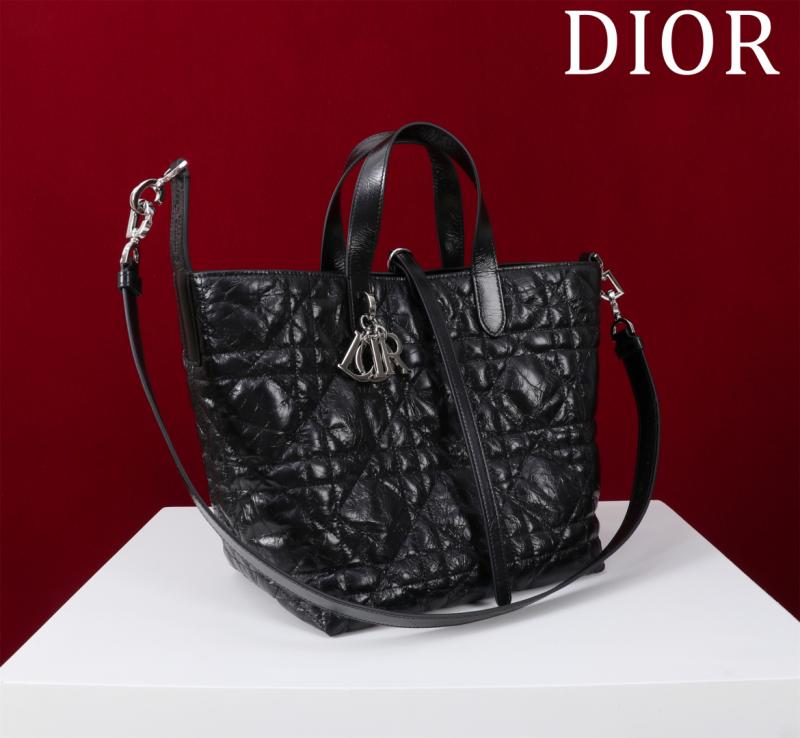 Medium Dior Toujours Vertical Crinkled Tote Bag Black M2836