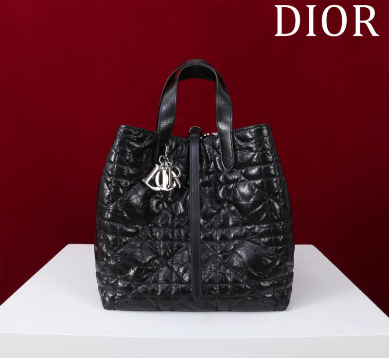 Medium Dior Toujours Vertical Crinkled Tote Bag Black M2836