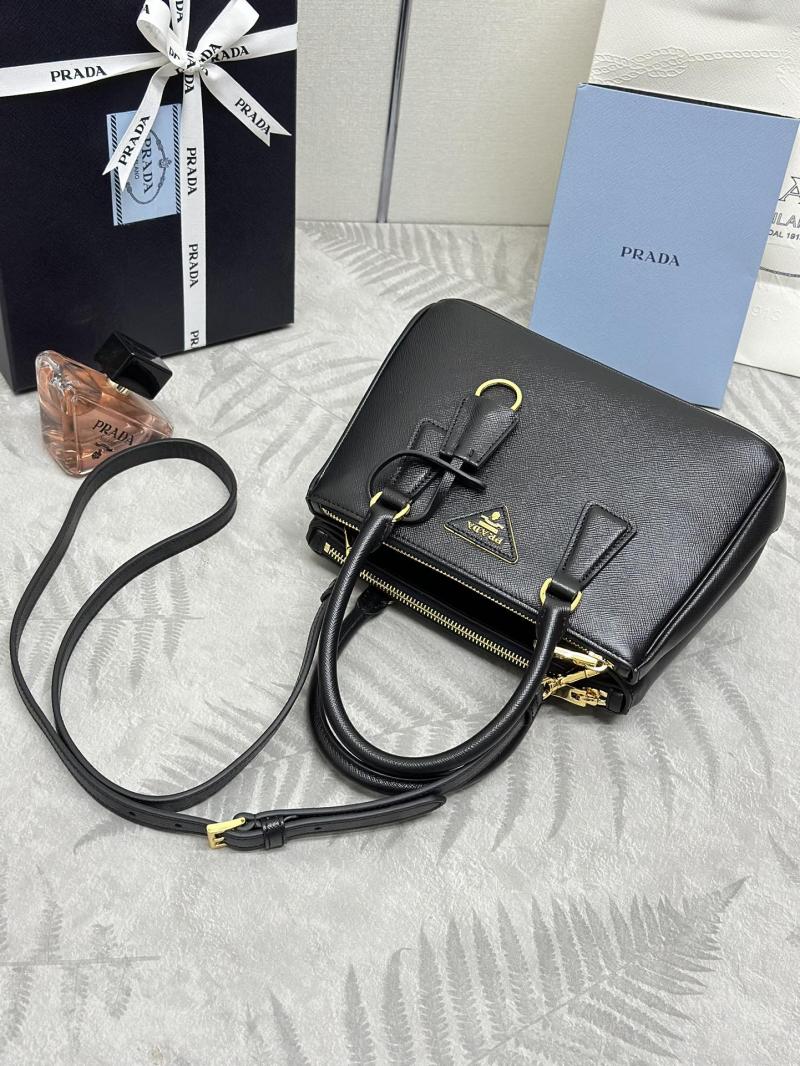Small Prada Galleria Saffiano leather bag Black1BA896
