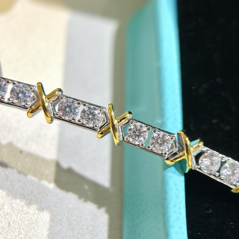 Tiffany Bracelet TB32003