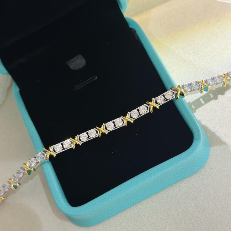 Tiffany Bracelet TB32003