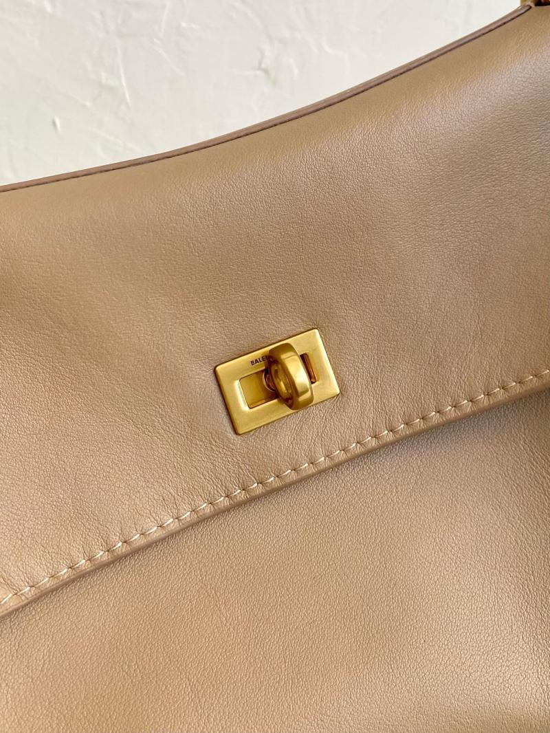 Balenciaga Rodeo Medium Handbag Latte B789772
