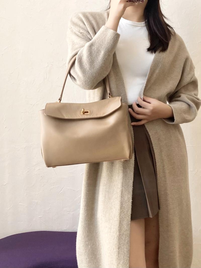 Balenciaga Rodeo Medium Handbag Latte B789772
