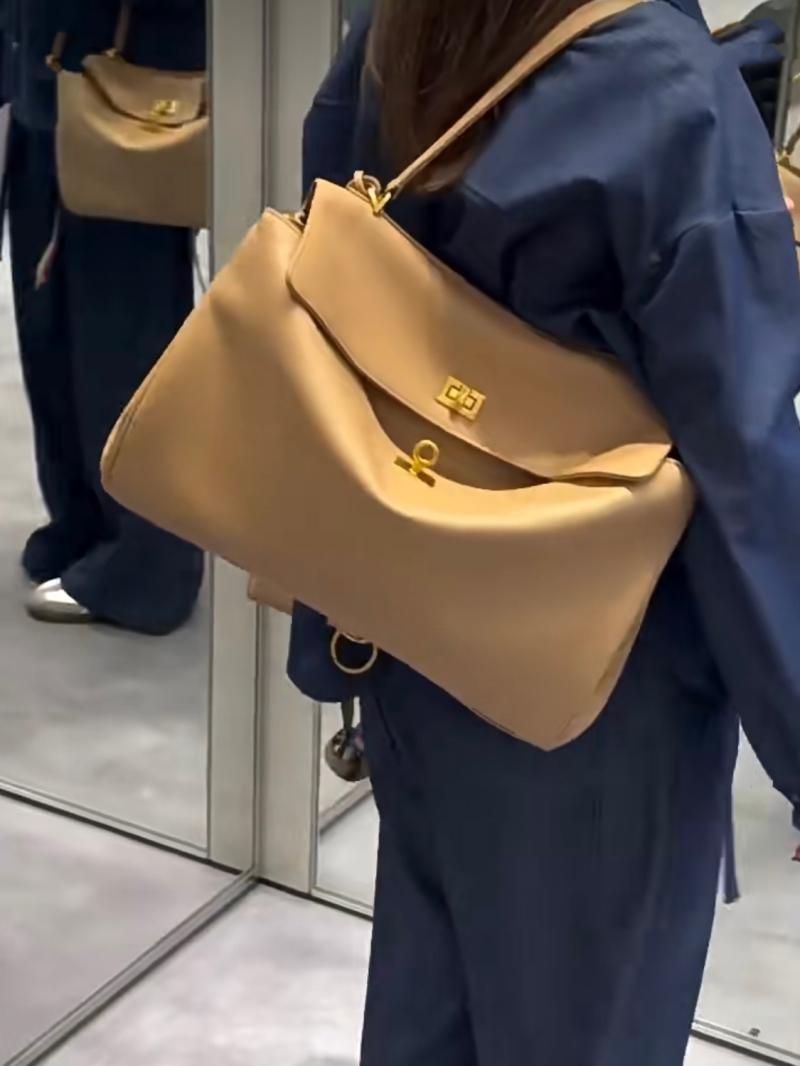 Balenciaga Rodeo Small Handbag Latte B789779