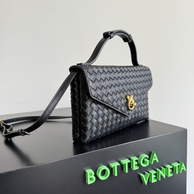 Bottega Veneta Knot Lock Black 817191