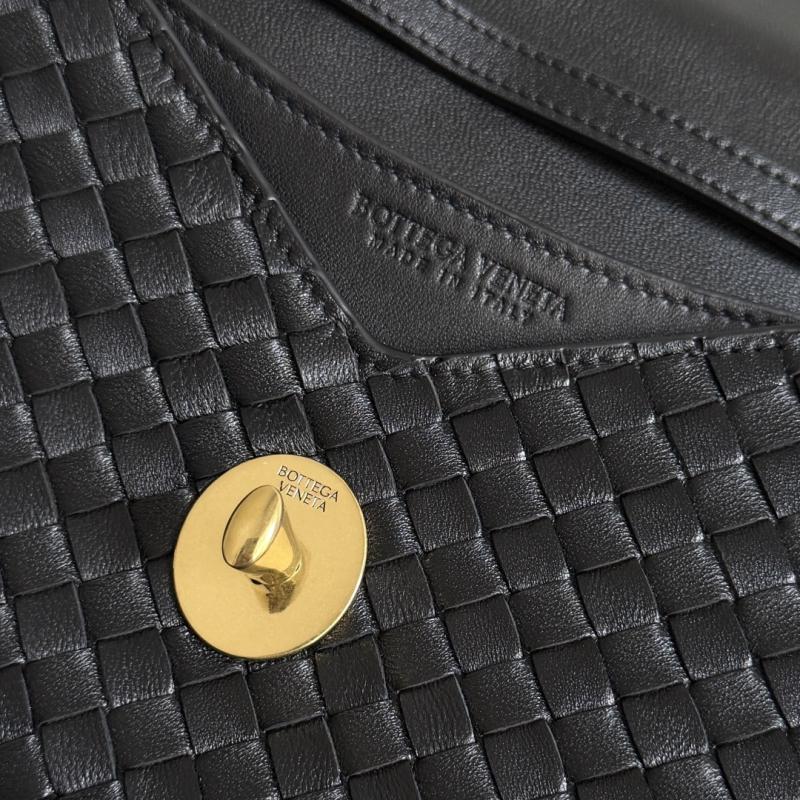 Bottega Veneta Knot Lock Black 817191