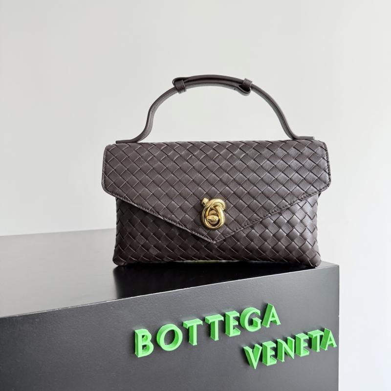 Bottega Veneta Knot Lock Fondant 817191