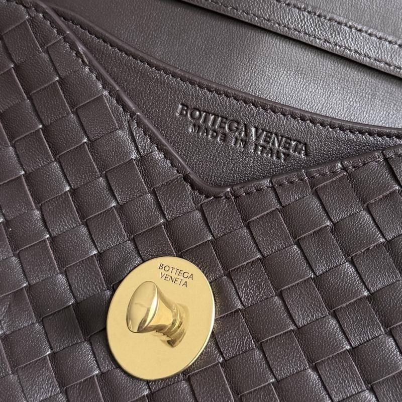 Bottega Veneta Knot Lock Fondant 817191
