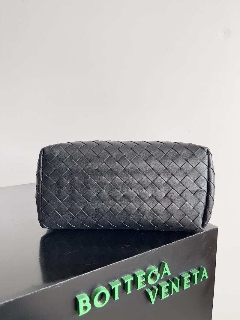 Bottega Veneta Small Andiamo Messenger Black 815781