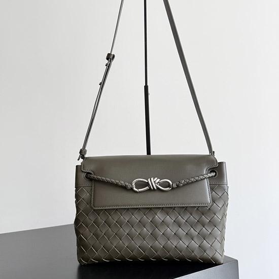 Bottega Veneta Small Andiamo Messenger Green 815781