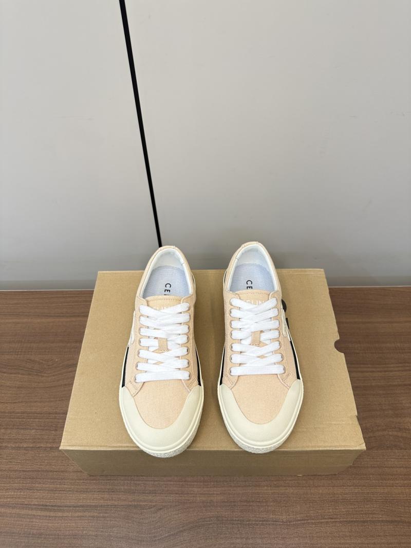 Celine Sneakers SCE40305
