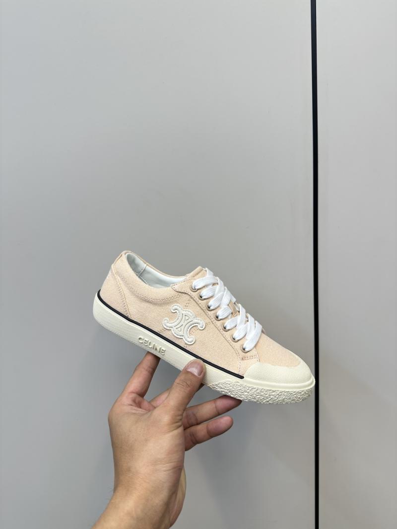 Celine Sneakers SCE40305