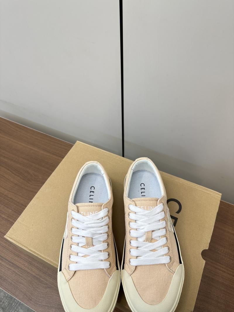 Celine Sneakers SCE40305
