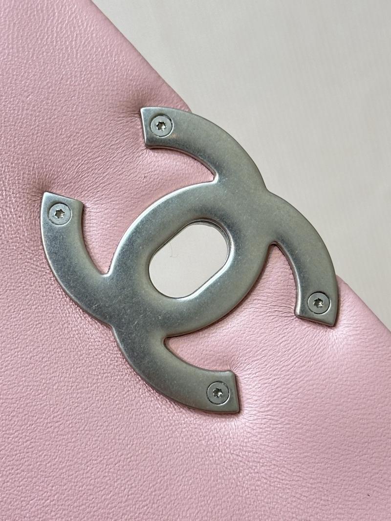 Chanel 19 Lambskin Flap Handbag Pink AS1160