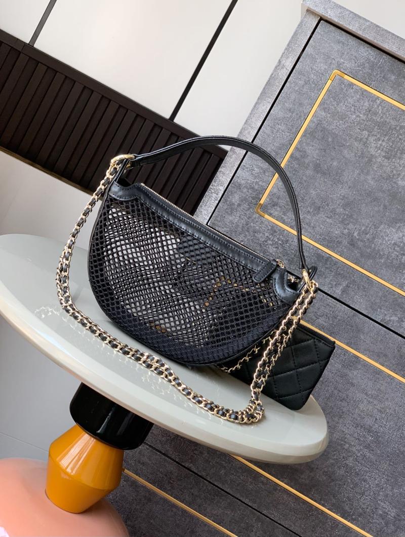 Chanel Clutch With Chain AP4573