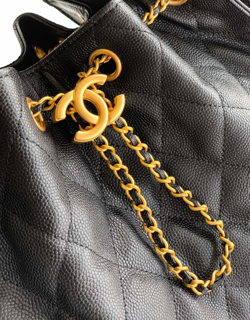 Chanel Grained Calfskin 25 Small Handbag Black AS5293