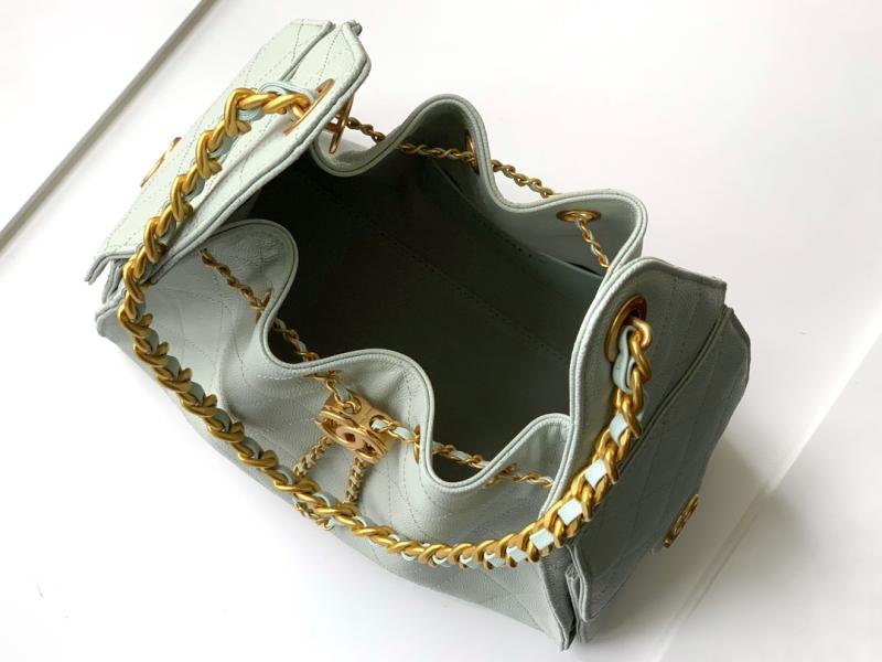 Chanel Grained Calfskin 25 Small Handbag Green AS5293