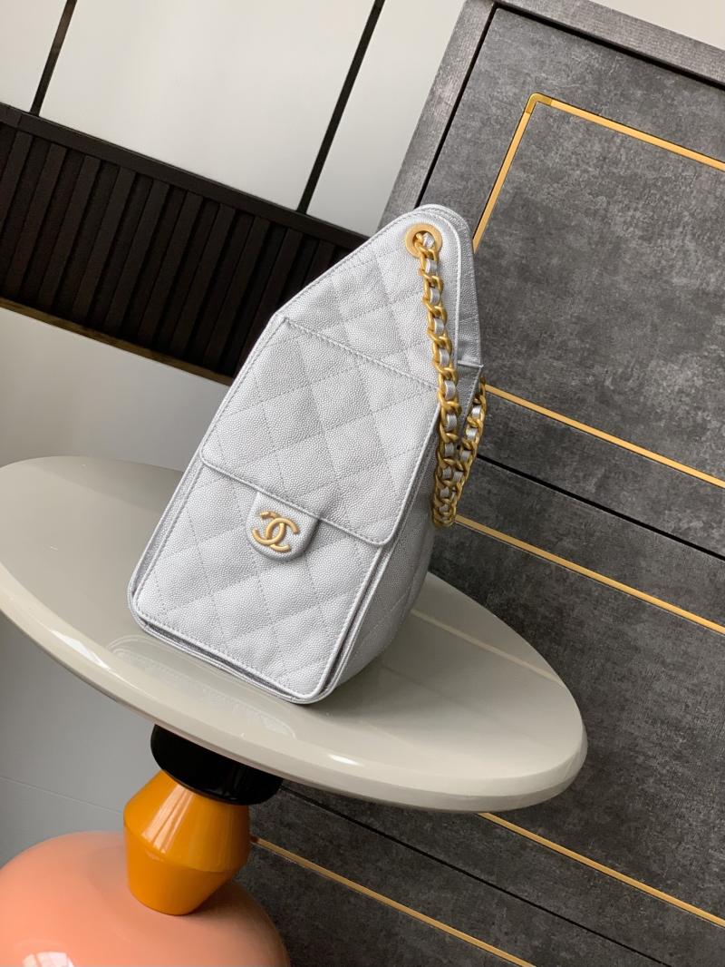 Chanel Grained Calfskin 25 Small Handbag Silver AS5293