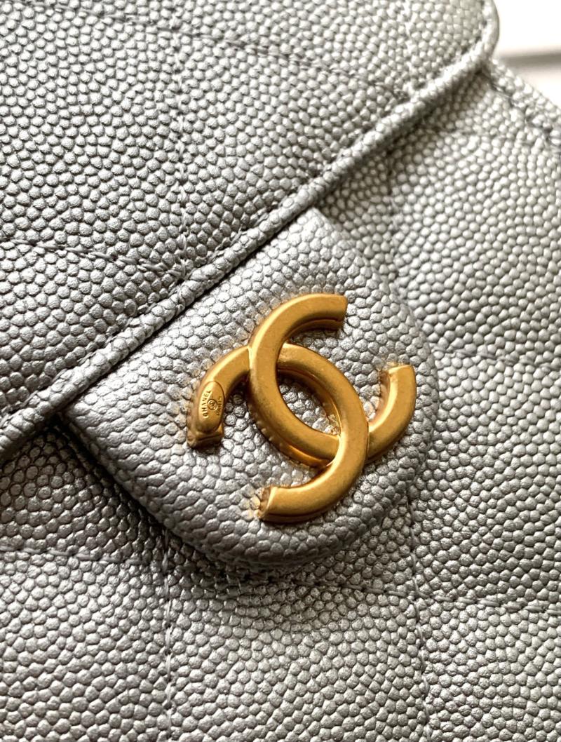 Chanel Grained Calfskin 25 Small Handbag Silver AS5293