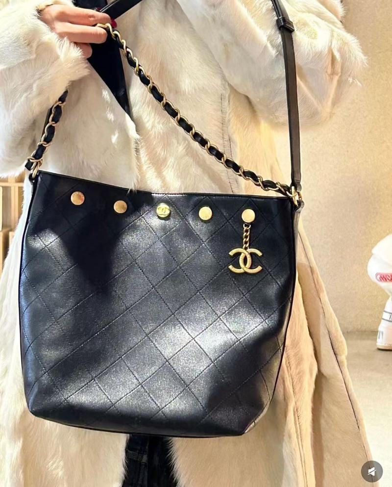 Chanel Large Bucket Bag with Gold AS5406