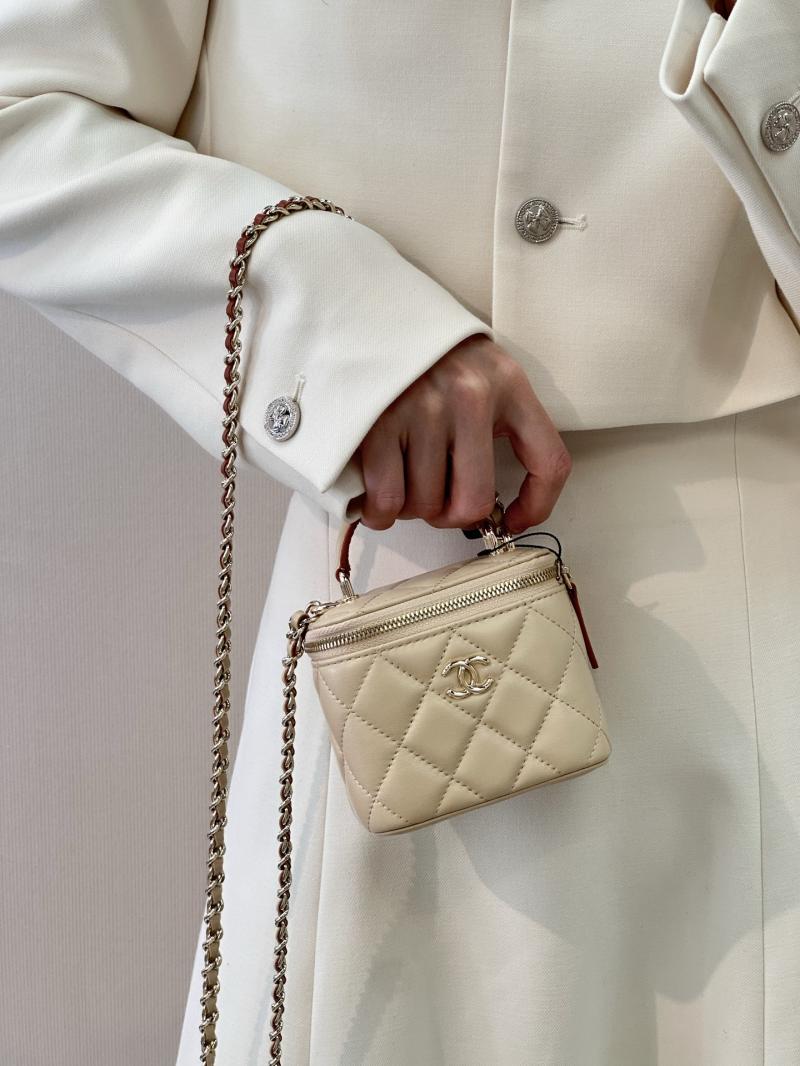 Chanel Mini Vanity With Chain Beige AP2198