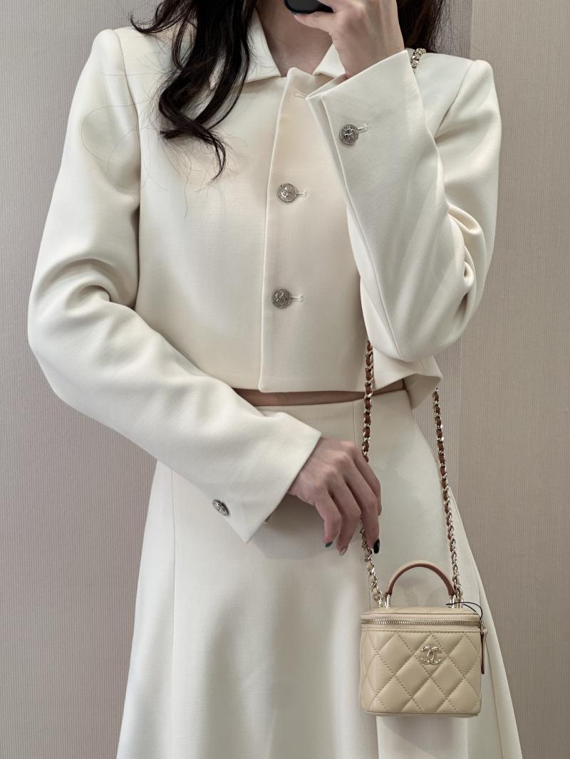 Chanel Mini Vanity With Chain Beige AP2198