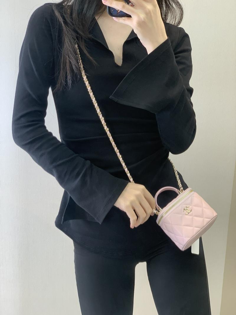 Chanel Mini Vanity With Chain Light Pink AP2198