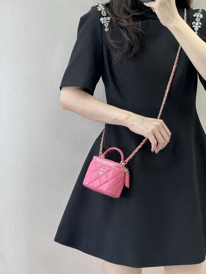 Chanel Mini Vanity With Chain Pink AP2198