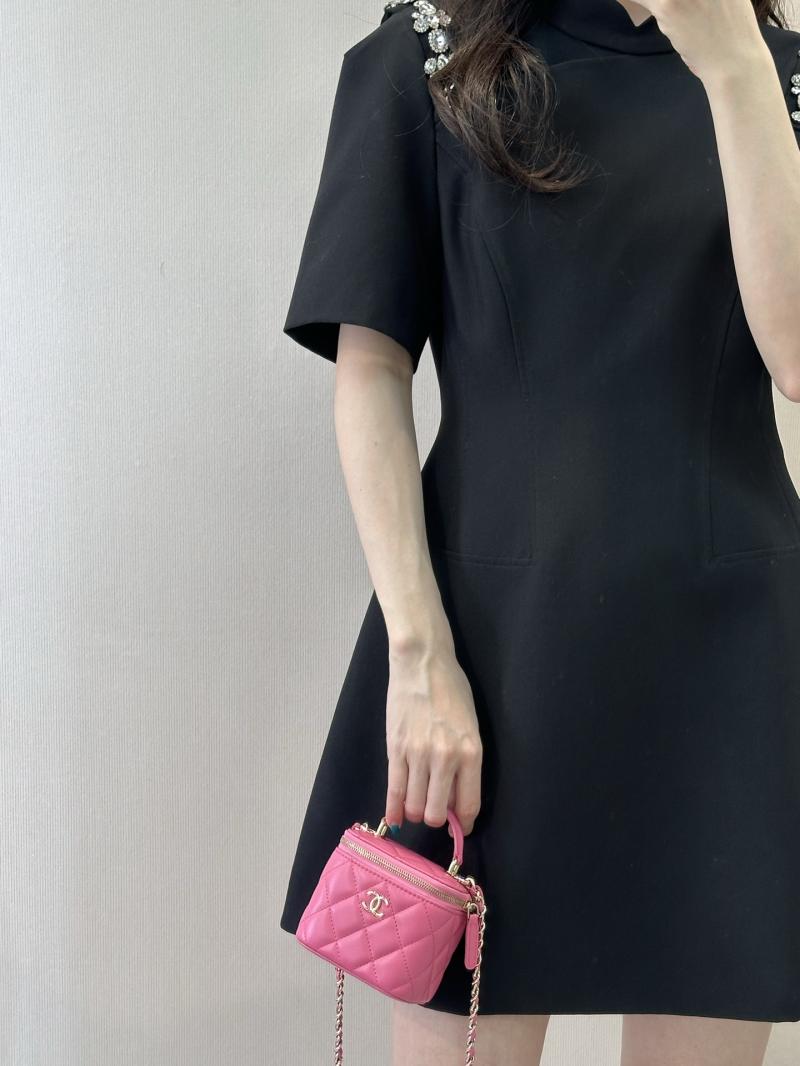 Chanel Mini Vanity With Chain Pink AP2198