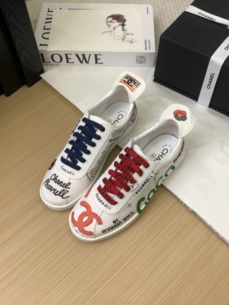 Chanel Unisex Sneakers SCU40201
