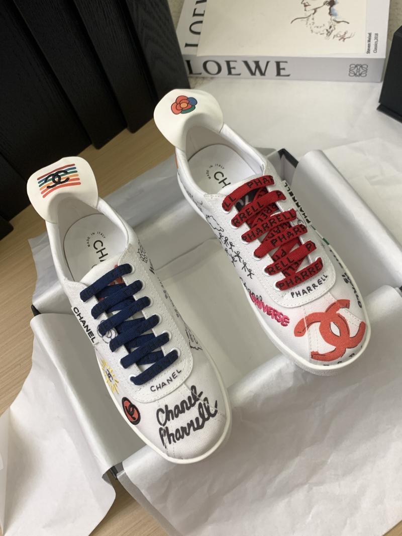 Chanel Unisex Sneakers SCU40201
