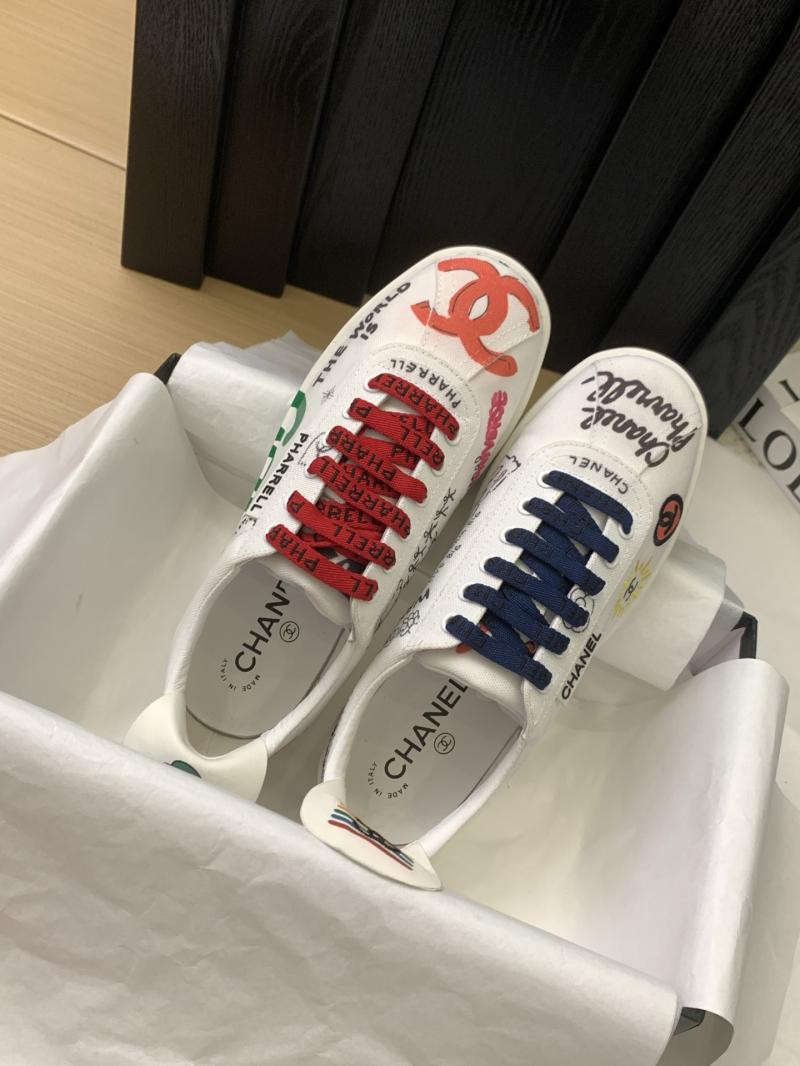 Chanel Unisex Sneakers SCU40201