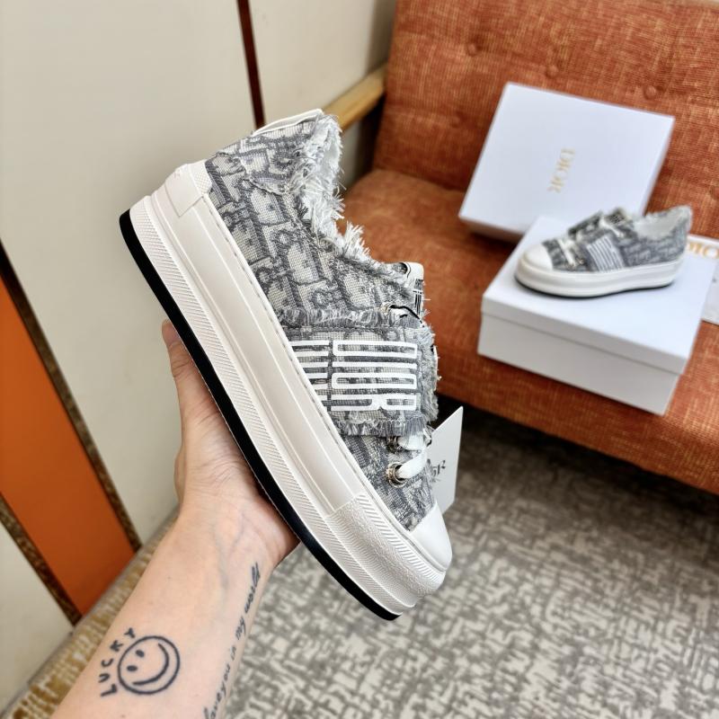 Dior Sneakers SDS32601