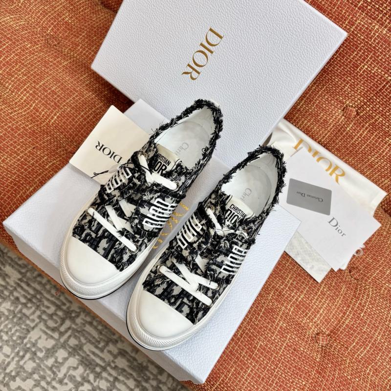 Dior Sneakers SDS32602