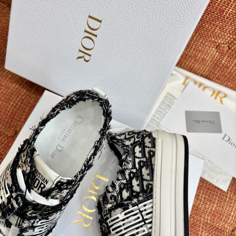 Dior Sneakers SDS32602