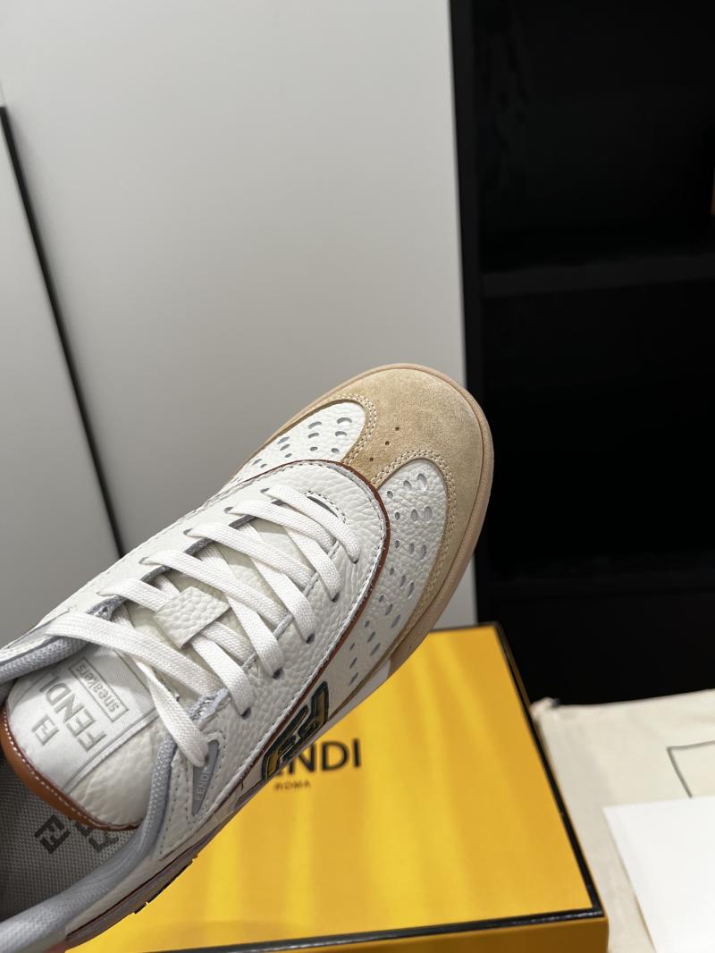 Fendi Unisex Sneakers SFS33101